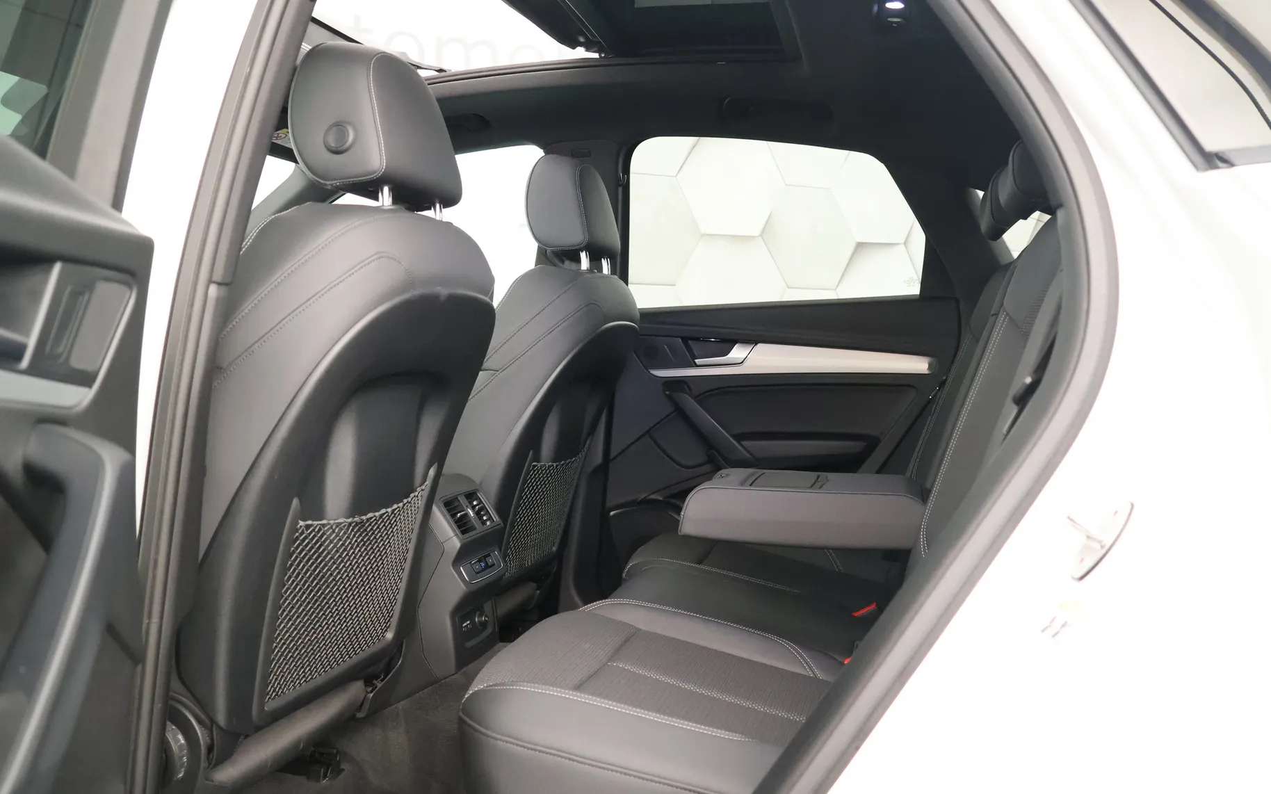 Zunanja slika - Audi Q5 - Sportback 40 TDI Quattro S-Tronic S-Line 204KM - 10