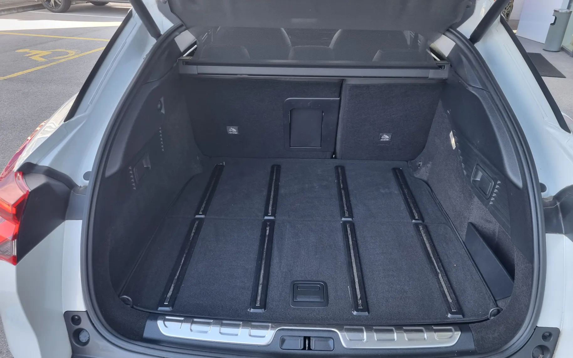 Zunanja slika - Citroën C5X - C5 X 1.6 PHEV SHINE PACK Avtomatik - POTRJENA SERVISNA - 12
