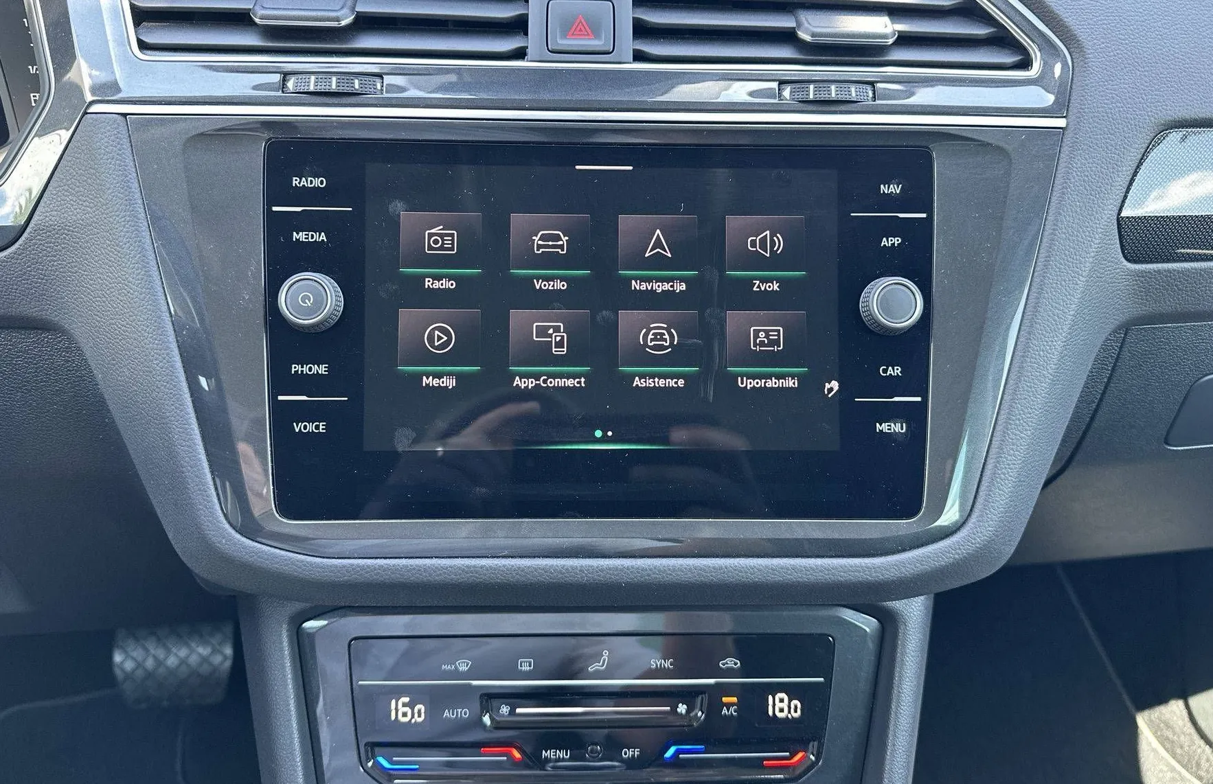 Zunanja slika - Volkswagen Tiguan - 2.0 TDI BMT Elegance DSG - 18