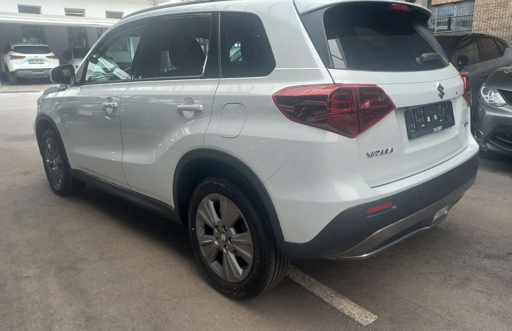 Zunanja slika - Suzuki Vitara - 1.4 Boosterjet AllGrip Hibrid Premium - 3