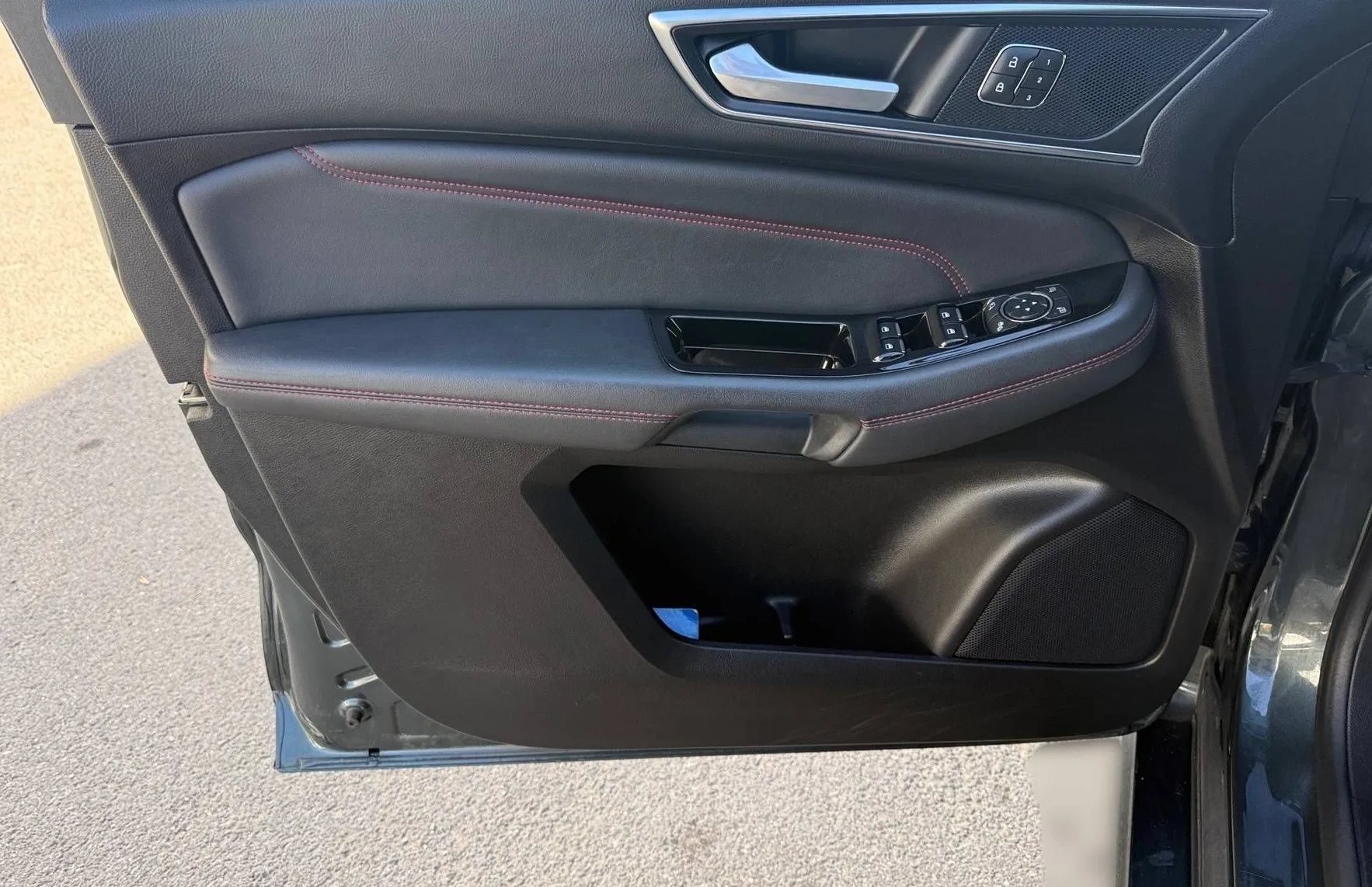 Zunanja slika - Ford S-MAX - 2.0 ST LINE FULL LED NAVI PDC MEMORY TOP - 11