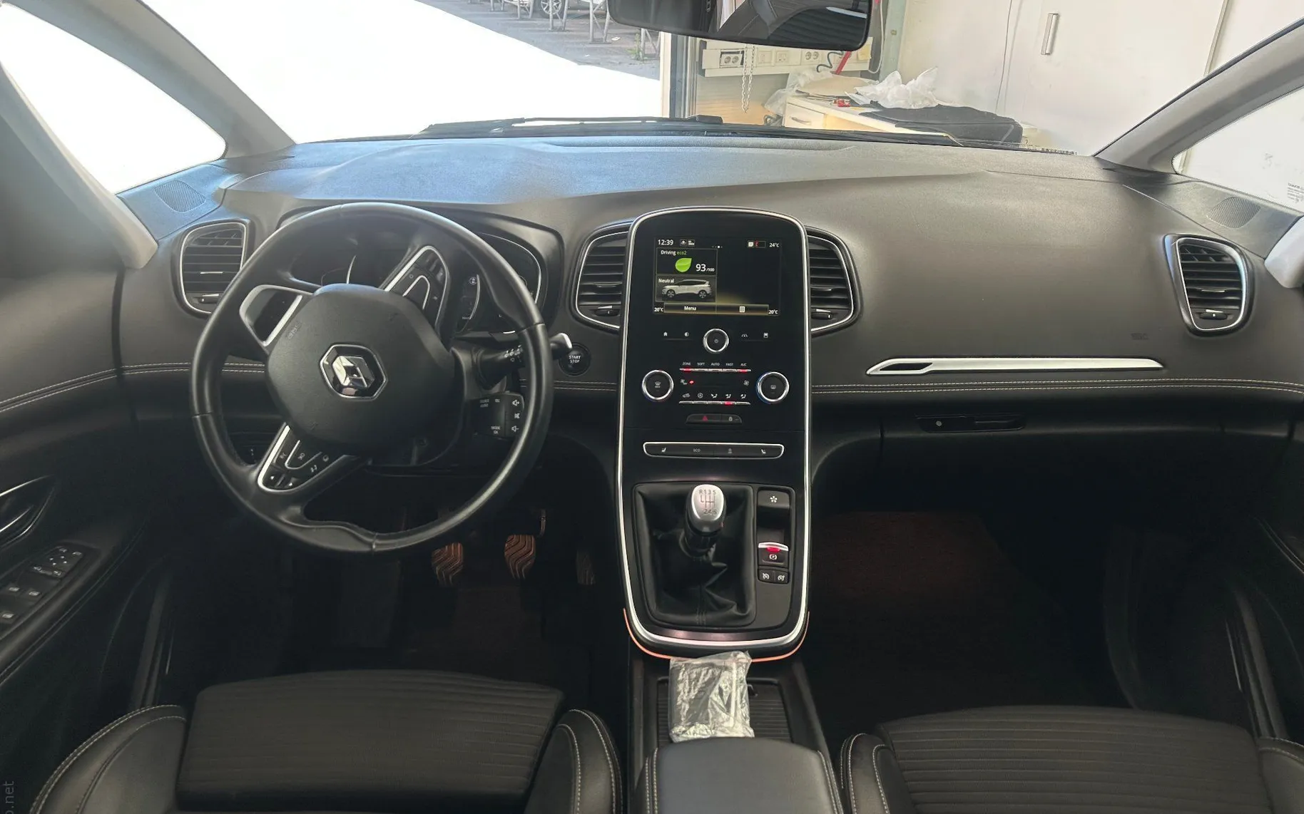 Zunanja slika - Renault Grand Scenic - Blue dCi 120 Intens.KAMERA.NAVI.USNJE.KLJUKA.7SEDE - 10