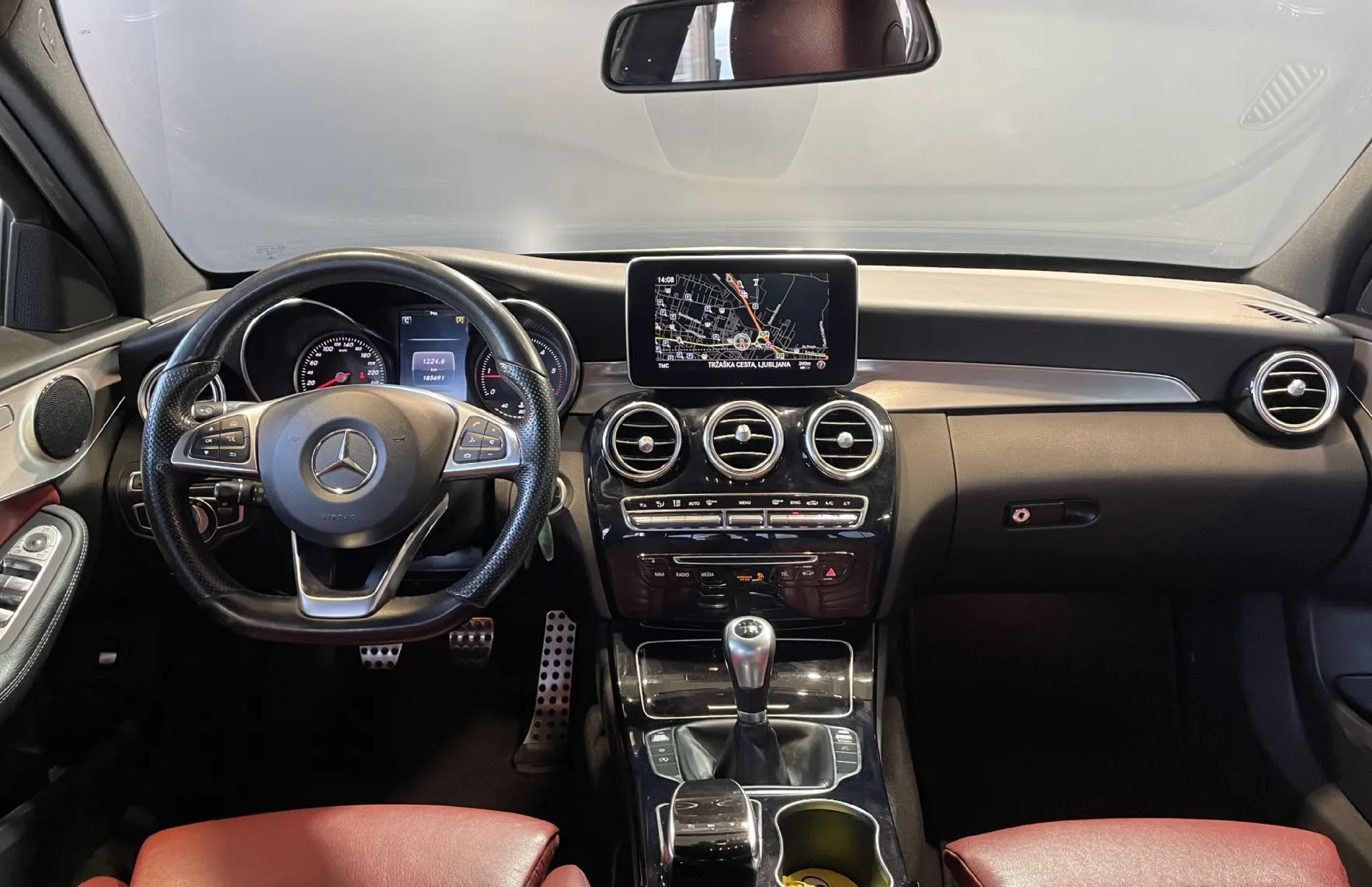 Zunanja slika - Mercedes-Benz C-Razred - C220d-AMG LINE-NAVI-TEMPOMAT-KAMERA-GRETJE SED-LED - 9
