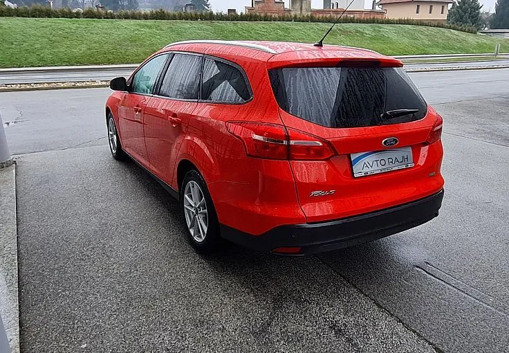 Zunanja slika - Ford Focus - Style 1.0 EcoBoost 125 KM - 7