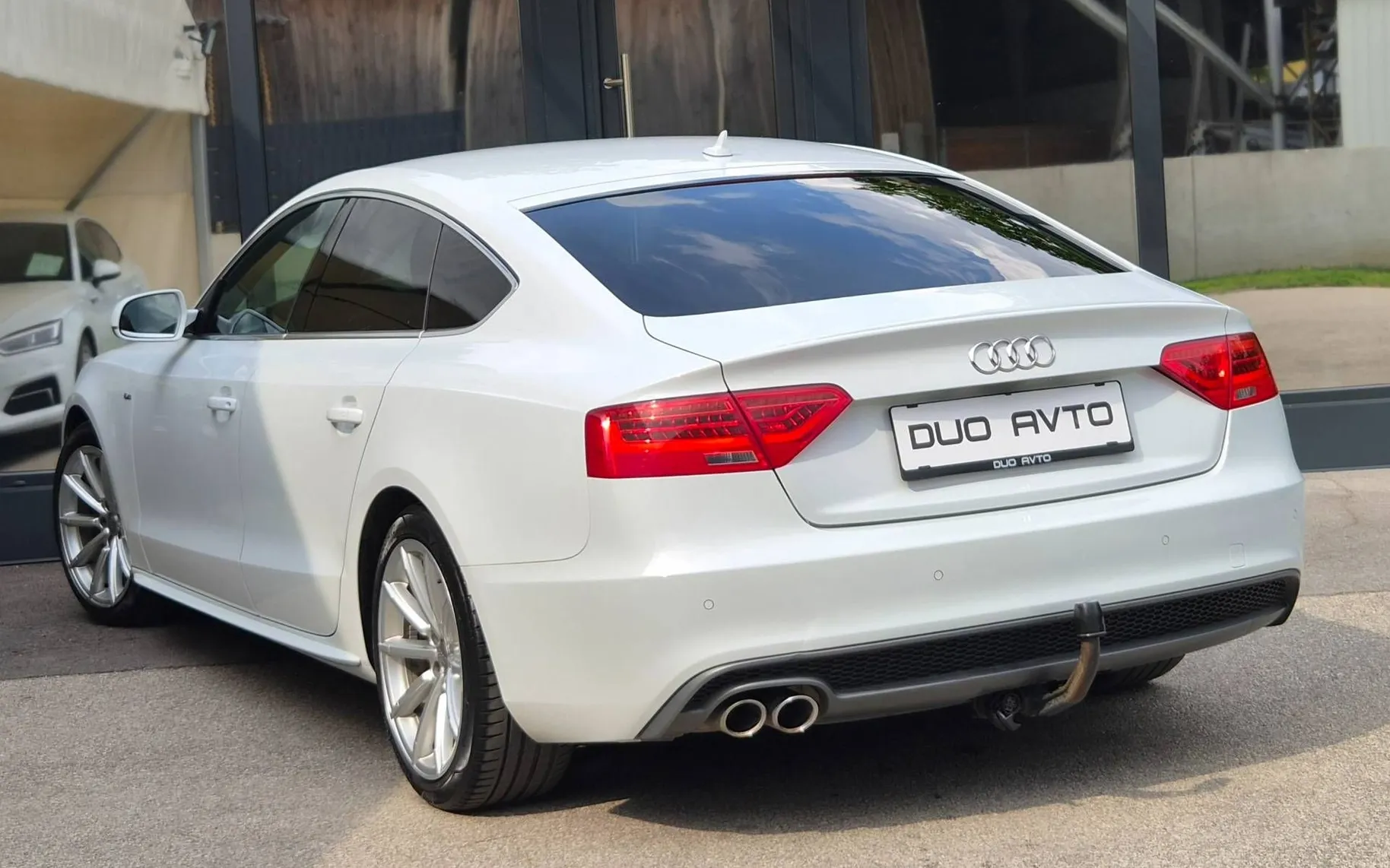 Zunanja slika - Audi A5 Sportback - 2.0TDI-AUT.-S LINE-SPORT-2XLED-2XPDC-USNJE-NAVI-F1 - 5