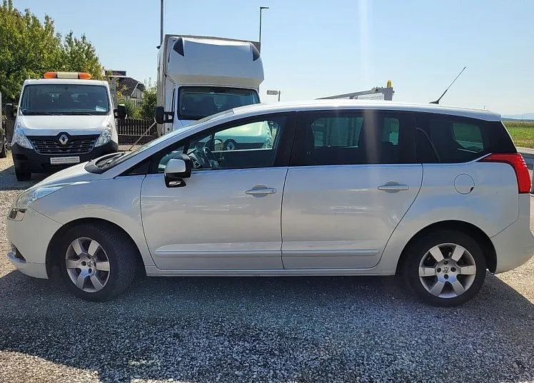 Zunanja slika - Peugeot 5008 - STYLE 1.6 HDI 110 FAP - 5