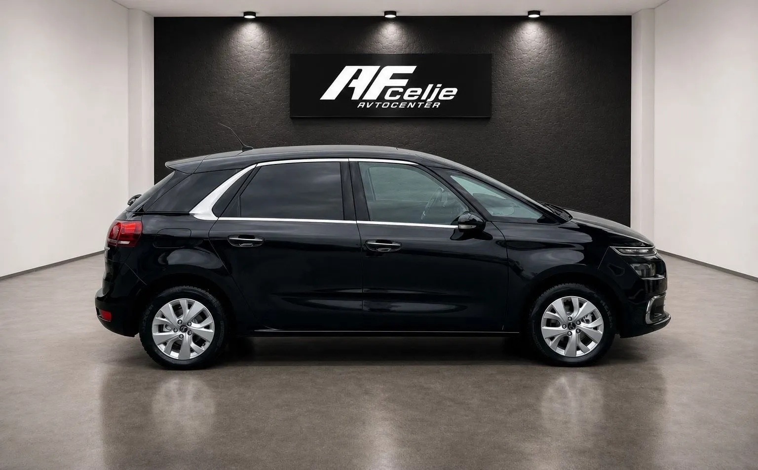 Zunanja slika - Citroën C4 Picasso - 1.2-157.000km-LED-NAVI-LIZING ZA TUJCE-ODLIČEN- - 4