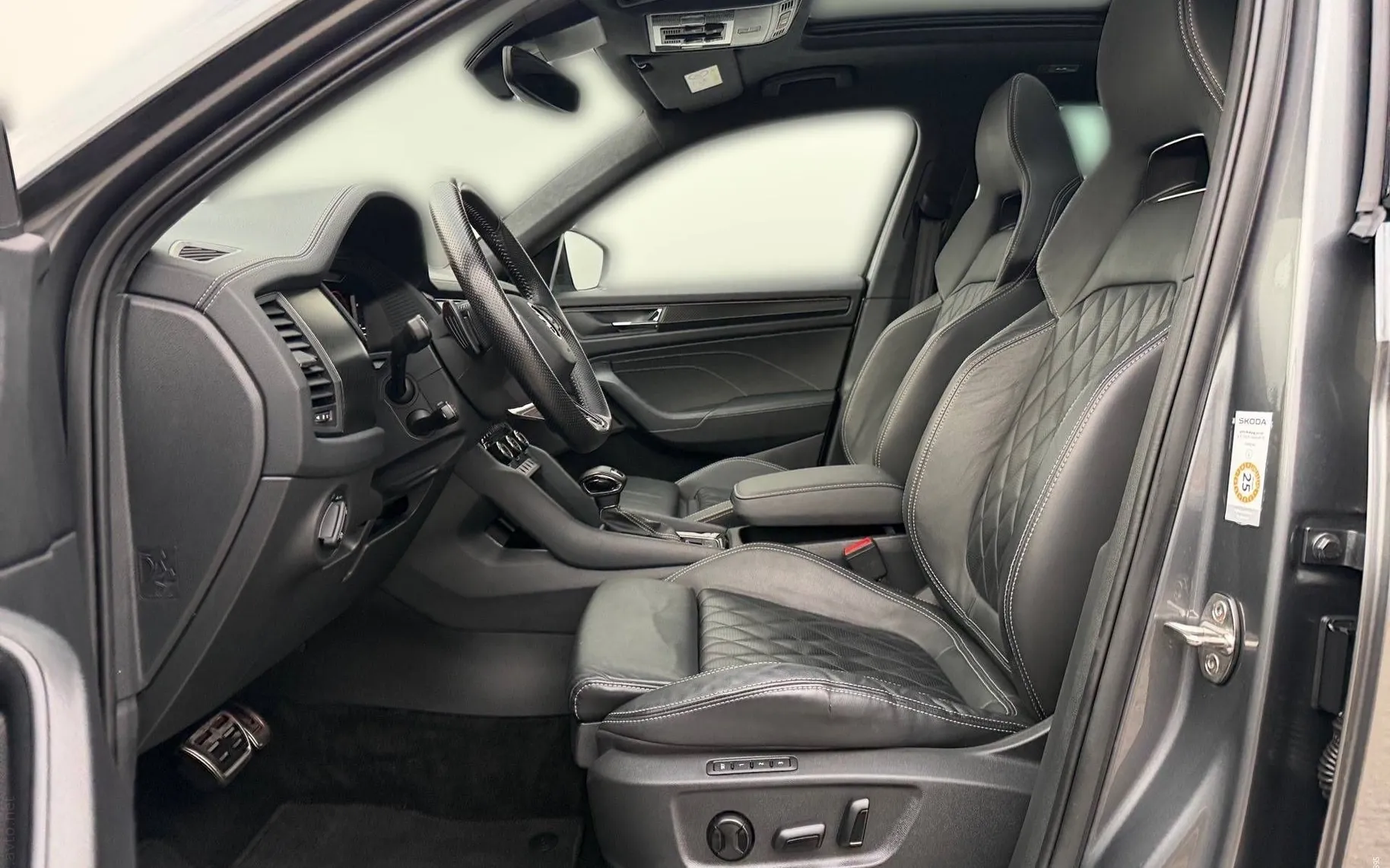 Notranja slika - Škoda Kodiaq - Sportline 2.0 TDI 110kW DSG-Panorama-Matrix-Usnje - 7