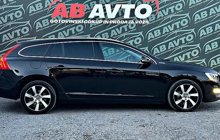 Zunanja slika - Volvo V60 - 2.4TD AWD TwinEngine Plug-in HYBRID+MAX OPREMA+4X4 - 4