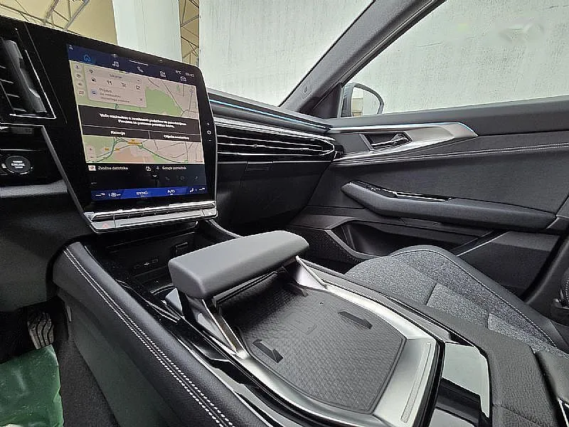 Zunanja slika - Renault Austral - Techno TCe 150 MHEV + Paket Udobje + Rezervno kolo - 11