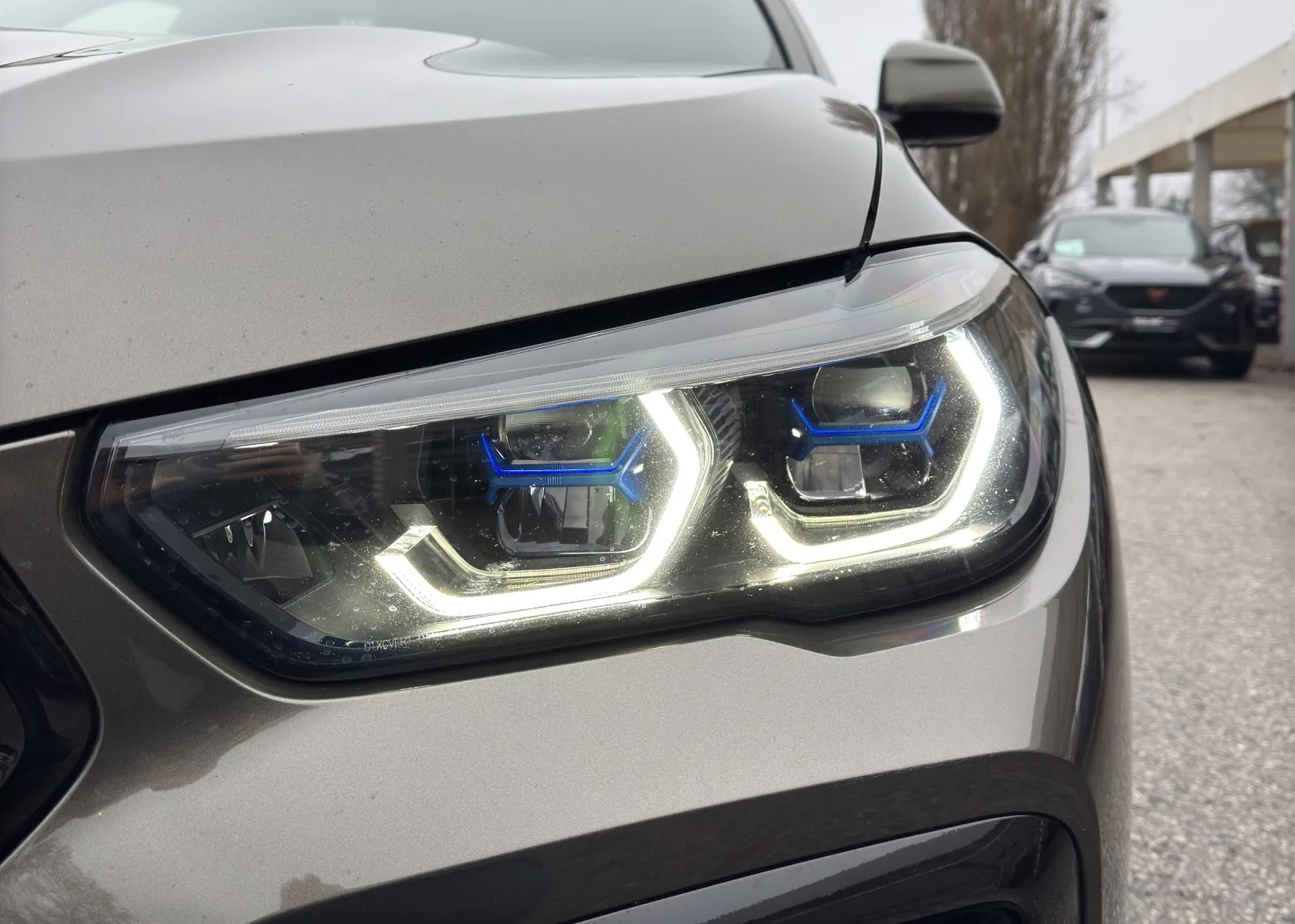 Zunanja slika - BMW X6 - xDrive40d M SPORT+HARMAN+GRETJE+HLAJENJE+360 KAM+ - 20