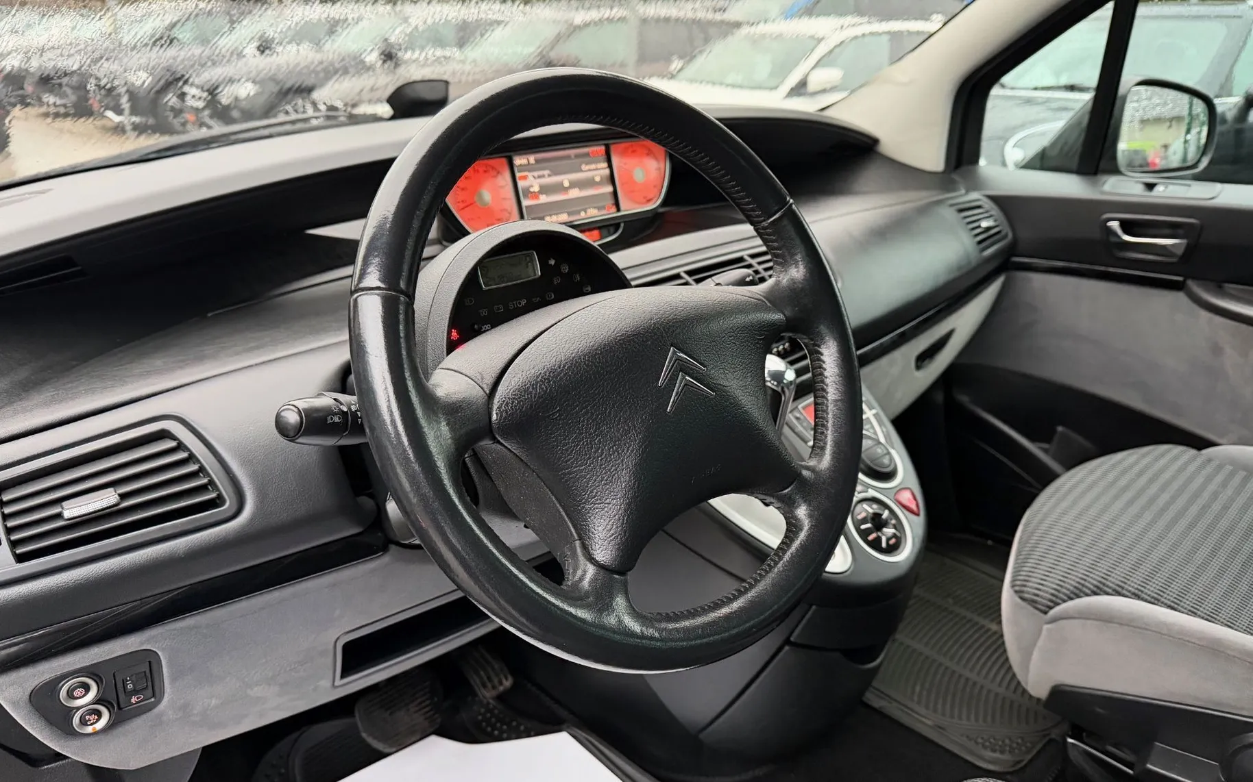 Zunanja slika - Citroën C8 - 2.0 HDi 160 SLO.VOZILO 1.LASTNIK 7 SEDEŽEV NAVI - 13