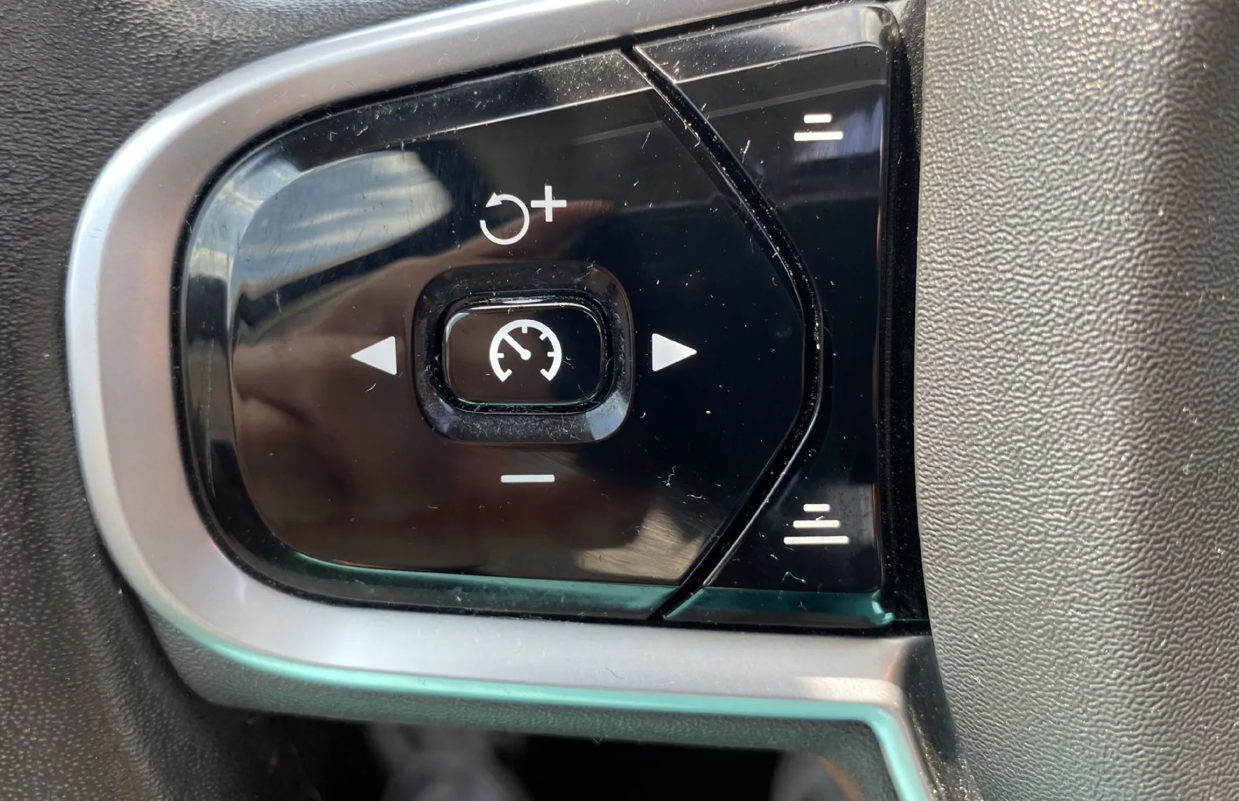 Zunanja slika - Volvo XC90 - B5D AWD Avt.AUT.LED.NAVI.PANORAMA.USNJE.KLJUKA.GRE - 9