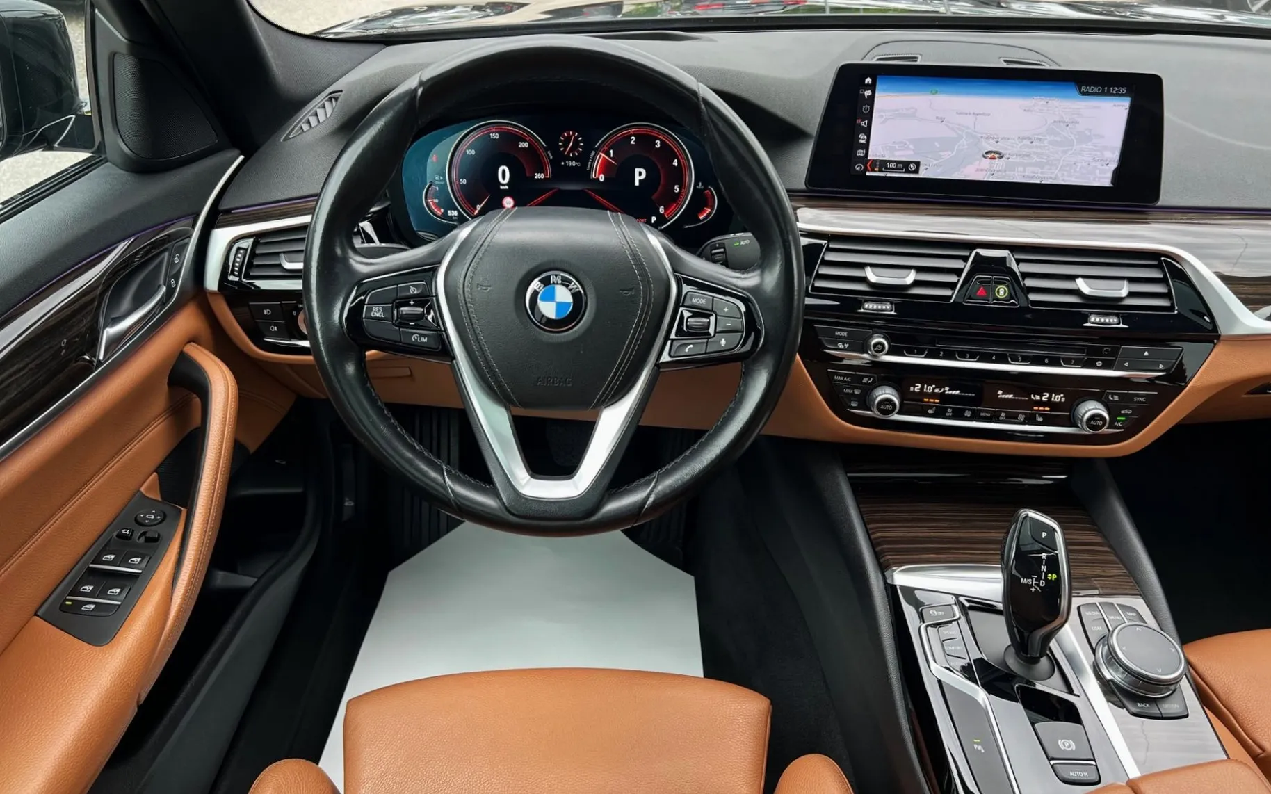 Zunanja slika - BMW Serija 5 - : 520d AUT. SPORTLiNE FULL LED HEADuP ŠIBEDAH ALU20 - 16