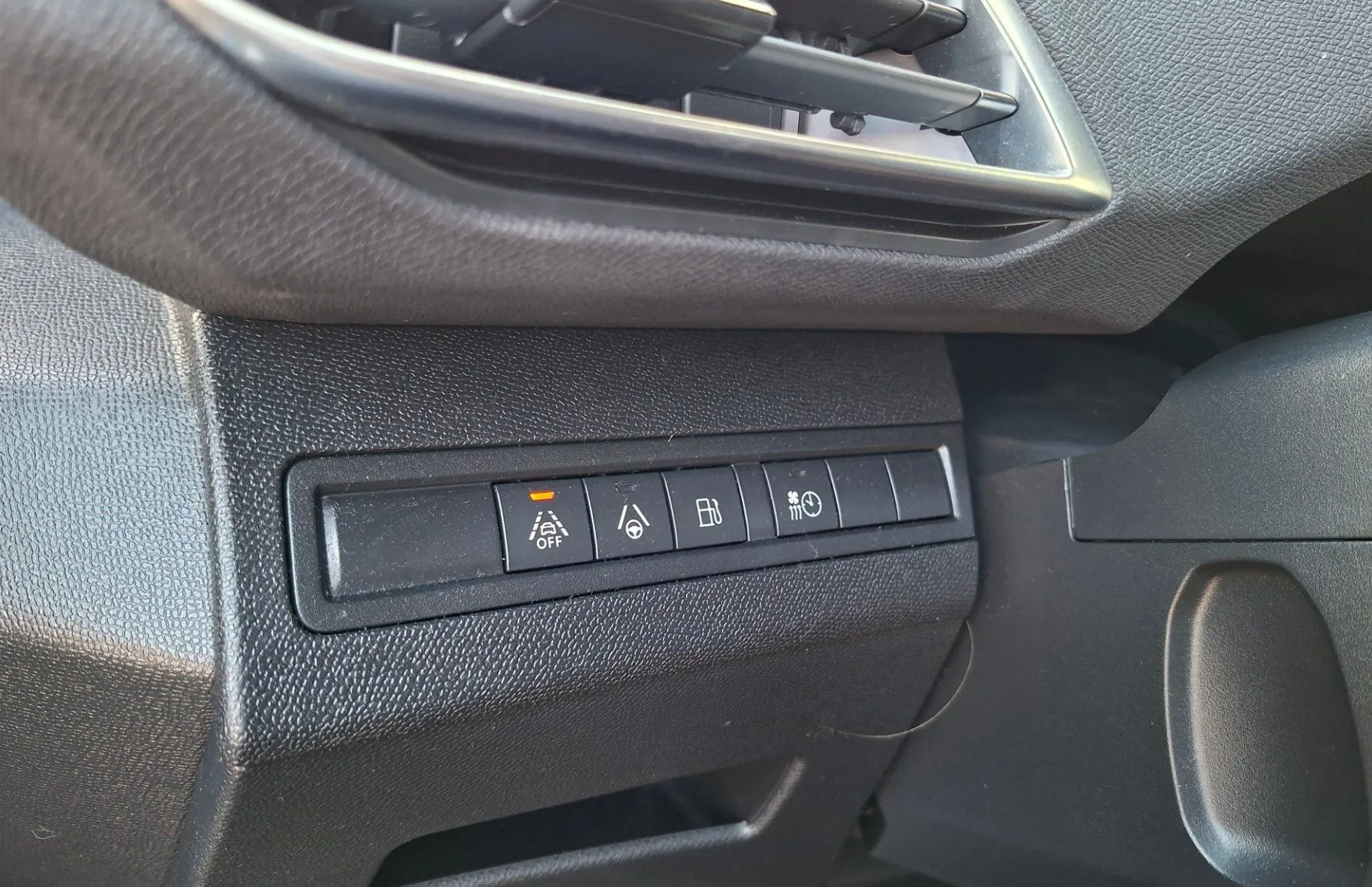Zunanja slika - Peugeot 3008 - PHEV4 300 GT Avt. 4x4 - 12