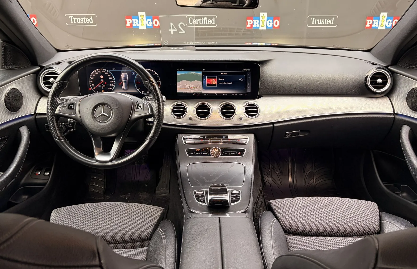 Zunanja slika - Mercedes-Benz E-Razred - E 220d T 4MATIC Avantgarde Avt. - 9