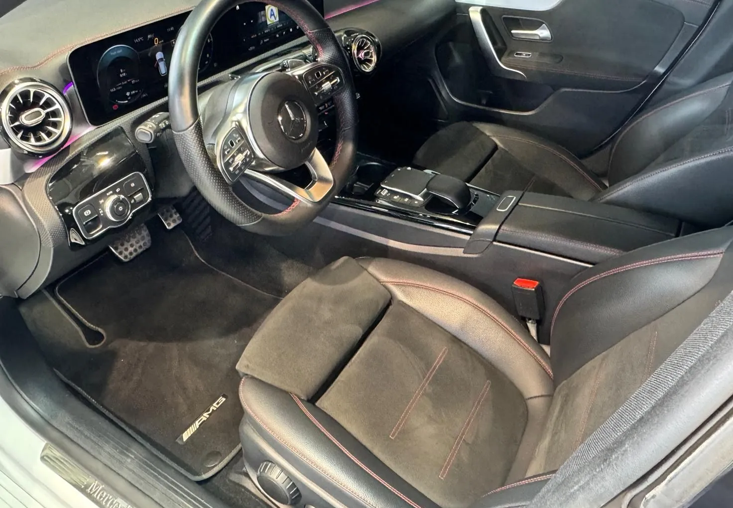 Zunanja slika - Mercedes-Benz CLA-Razred - CLA Shooting Brake 220d AMG LINE-NAVIGACIJA-RADAR-FULL LED-KAMERA - 12