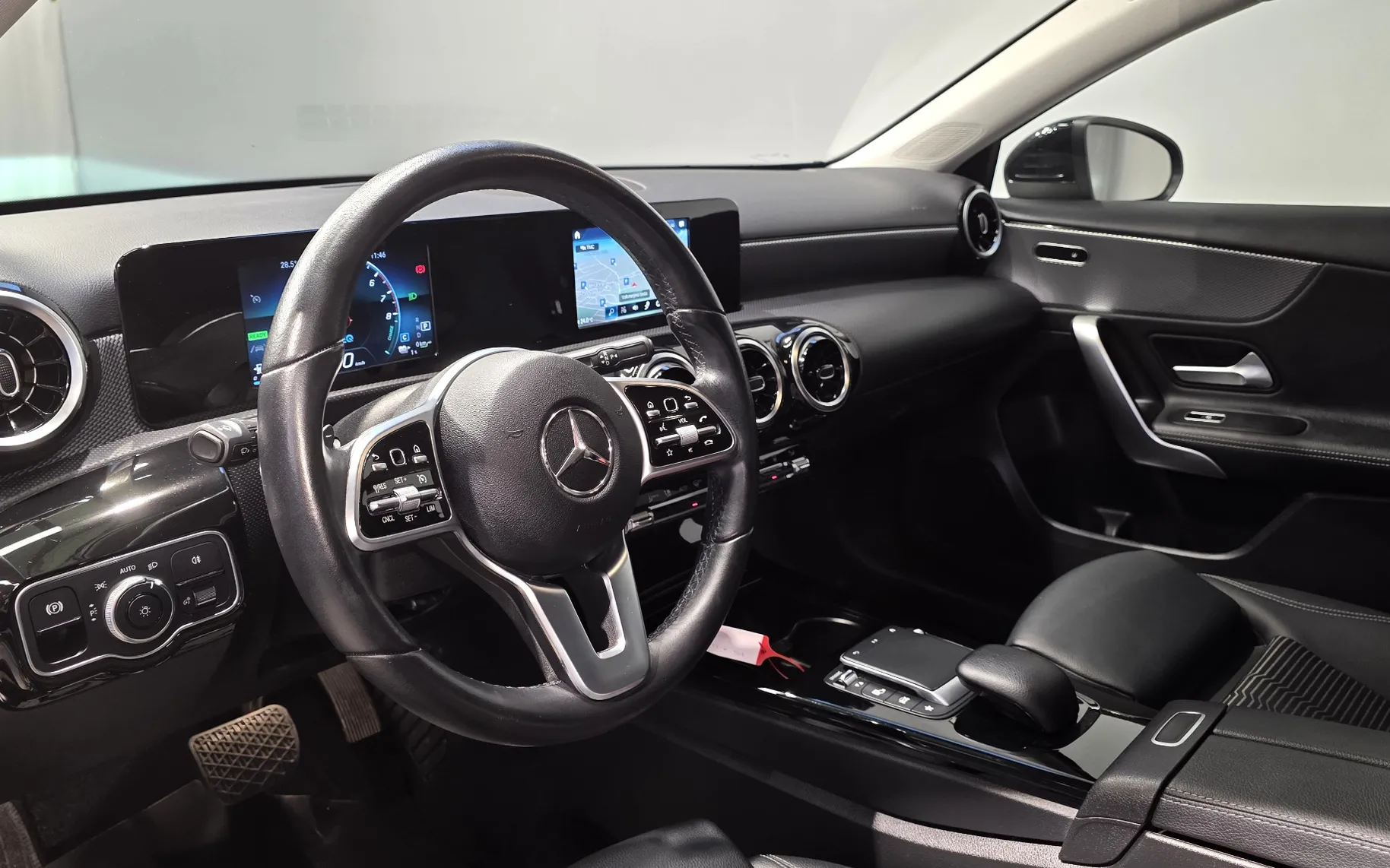 Zunanja slika - Mercedes-Benz A-Razred - A 250 e Avt. 1.LAST PHEV KAM NAVI TEMP LANE - 8