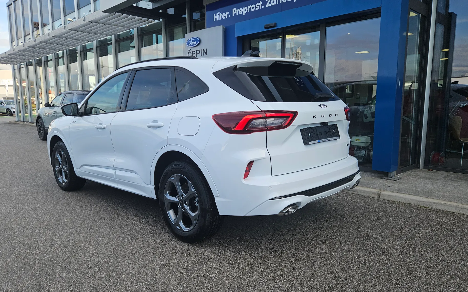 Zunanja slika - Ford Kuga - 2.5 Duratec FHEV ST-Line - 6