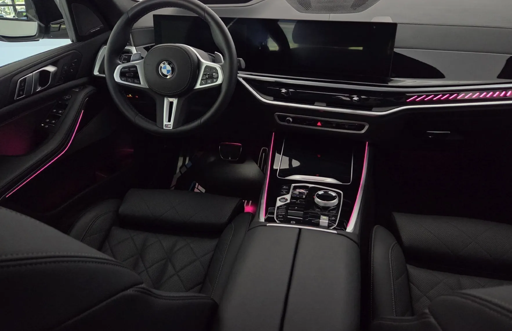 Zunanja slika - BMW X5 - serija : xDriveM60i .M.SPORT-ZRAČNO-KLJUKA-PANO-HUD-KEYLES - 14