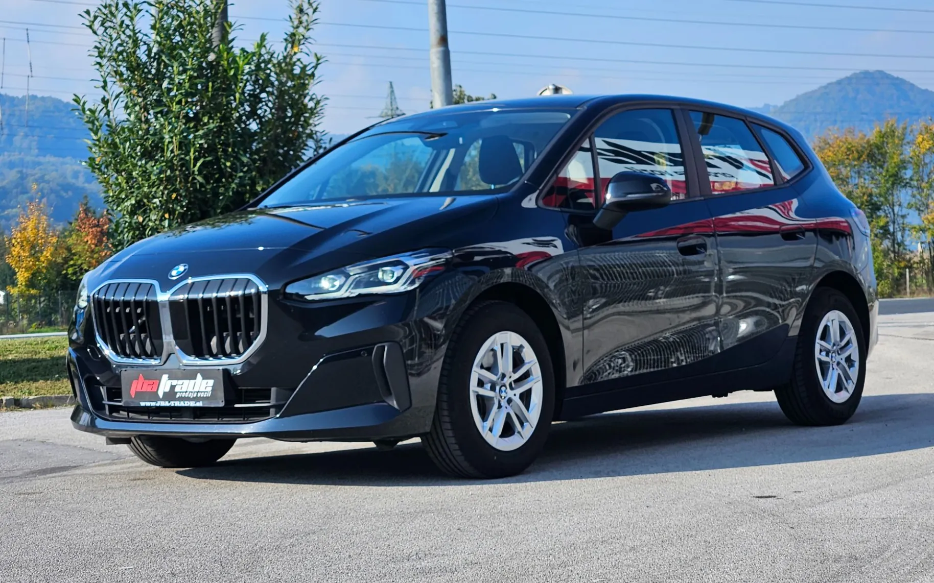 Zunanja slika - BMW Serija 2 - 220i Active Tourer Avt.,KAMERA,KLJUKA,.. - 3