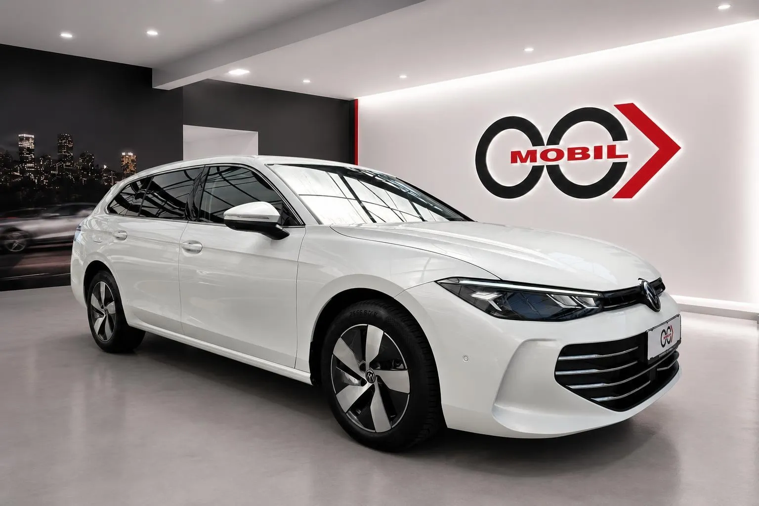 Zunanja slika - Volkswagen Passat Variant - 1.5 eTSI Business DSG- LED.360kam.memory.asistence - 3