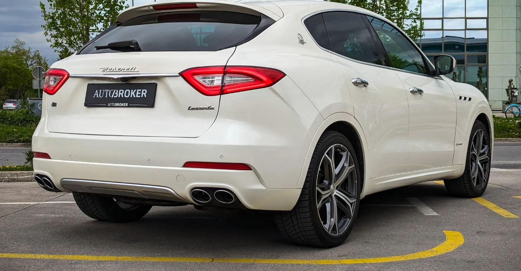 Zunanja slika - Maserati Levante - V6 21 ACC 360 PANO BOWERS WILKINS SURROUND - 5