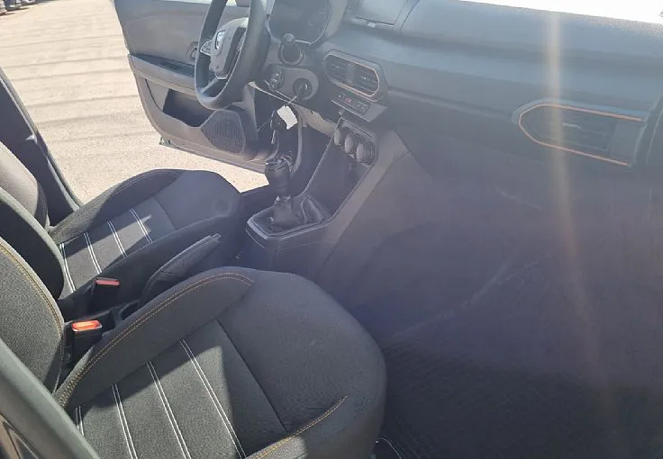 Zunanja slika - Dacia Sandero - Stepway 1.0 TCe 90 Expr. LPG  29347 KM,1.LASTNIK - 8