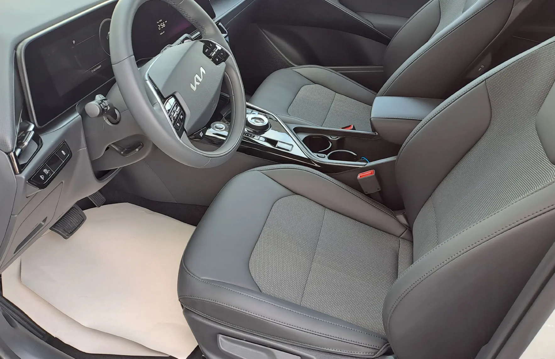 Zunanja slika - KIA Niro - Limited Edition - 3