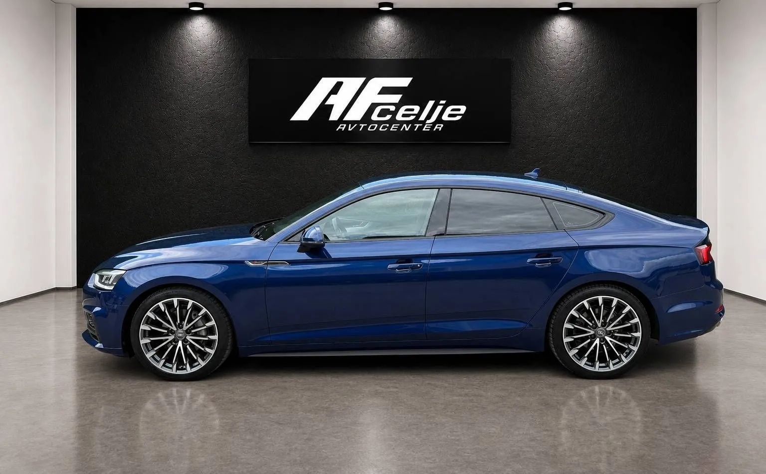 Zunanja slika - Audi A5 Sportback - 3.0 TDI-Q-4x4-3x S LINE-MASAŽA-LIZING ZA TUJCE - 6