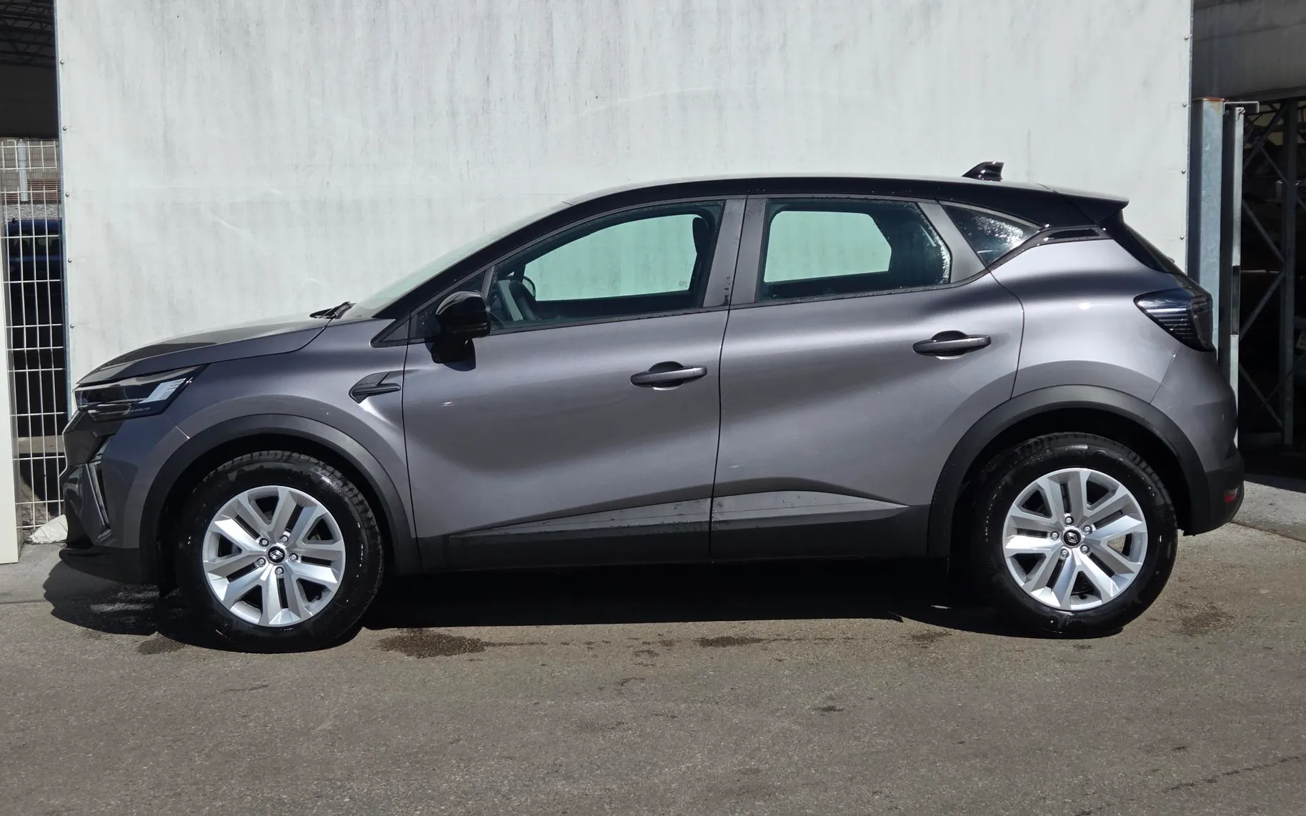 Zunanja slika - Renault Captur - Evolution TCe 115+Zimske gume+Servis - 7