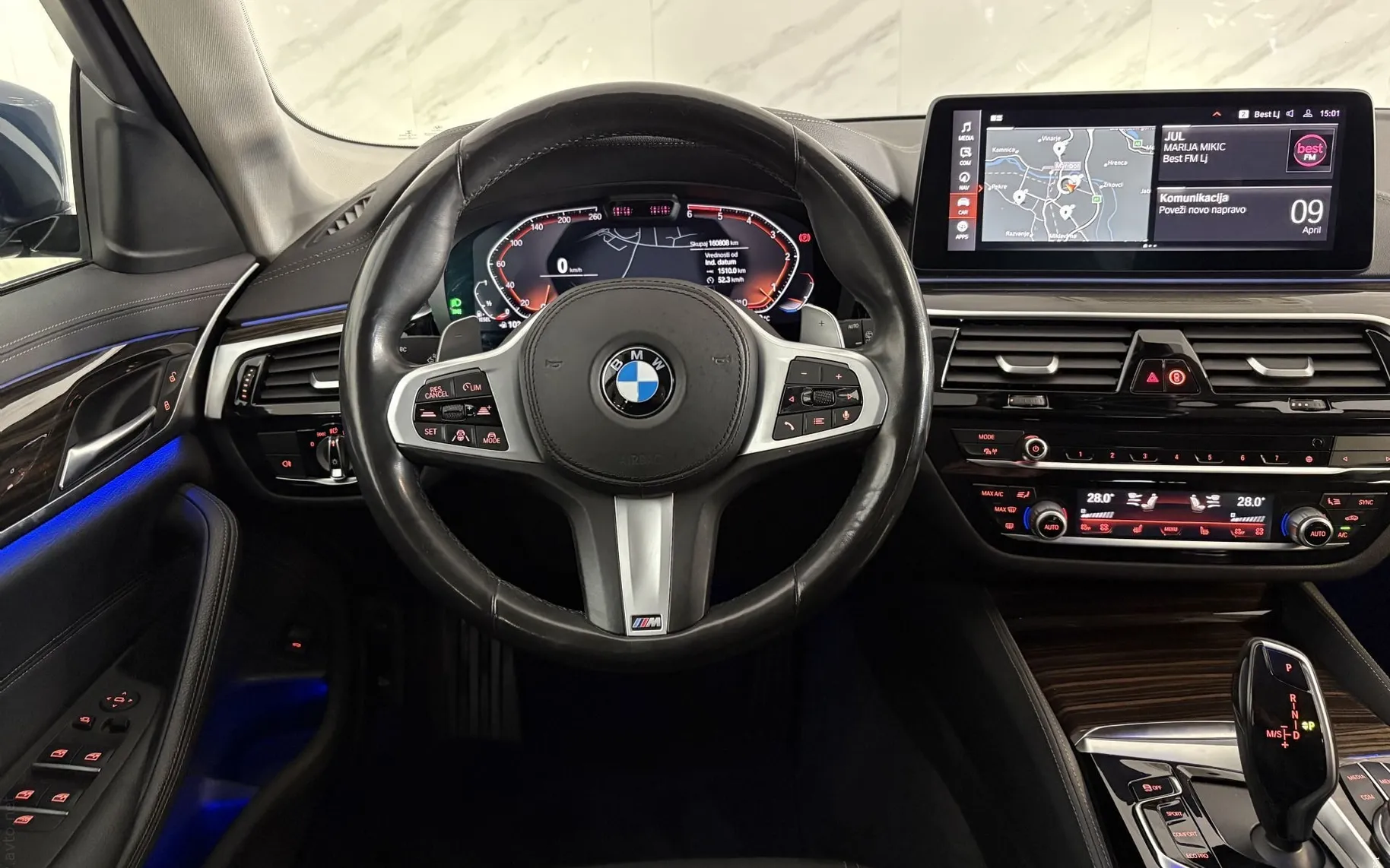 Notranja slika - BMW serija 5 Touring: - 40d|xDrive|M|ACC|Laser|HUD|Kamera|TV|Gretje|Klju.. - 9