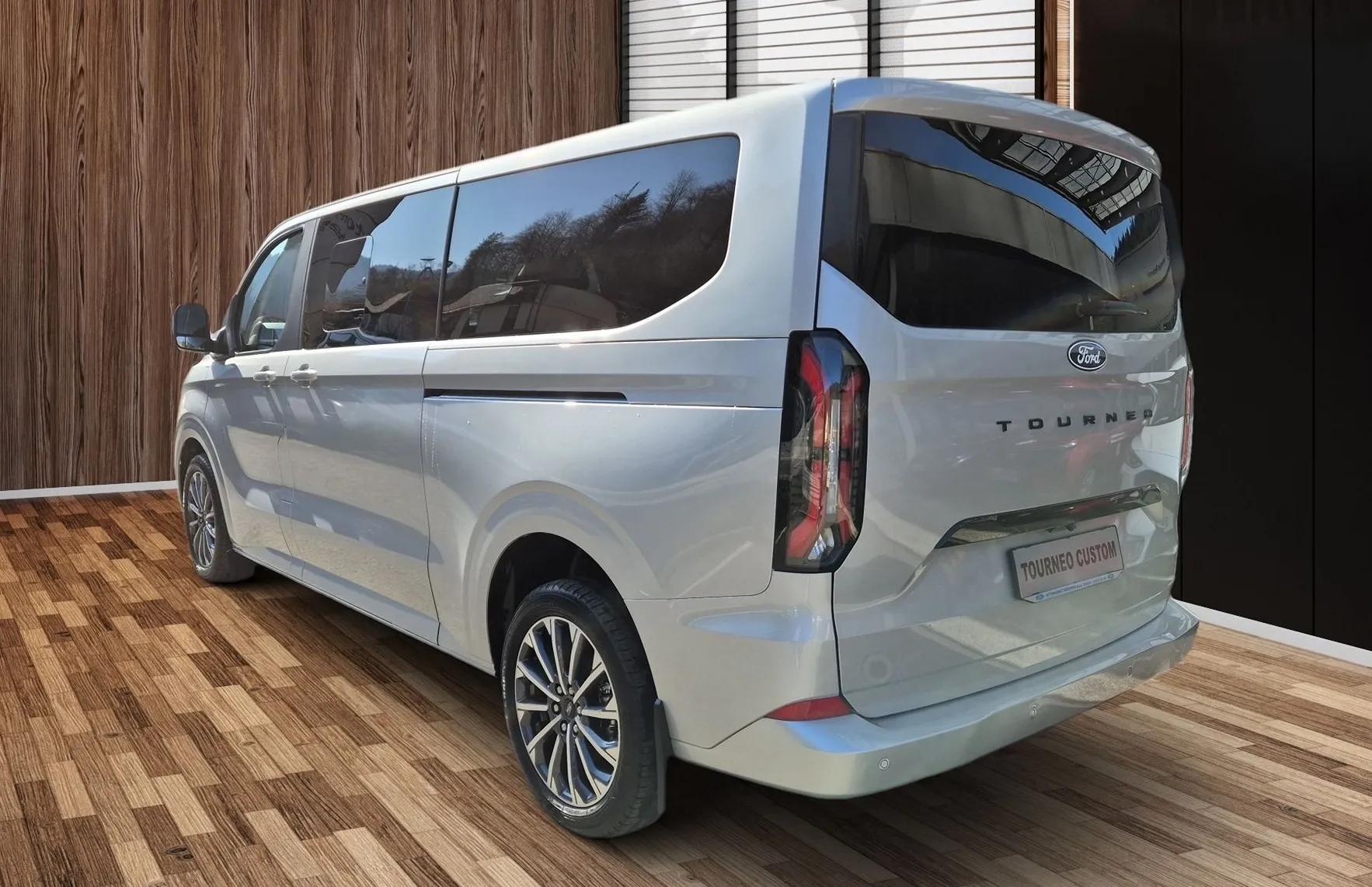 Zunanja slika - Ford Tourneo - Custom TITANIUM X 2.0 TDCi 170PS A8 L2 FWD - 5