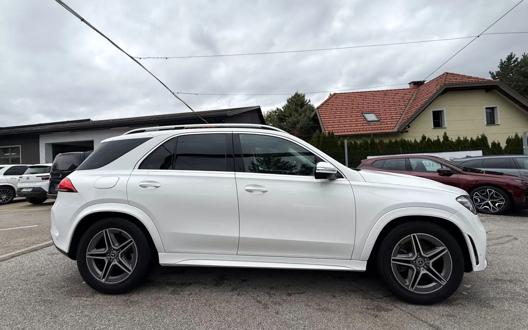 Zunanja slika - Mercedes-Benz GLE-Razred - GLE 300 d 4MATIC AMG LiNE AIRMATIC LED 360K ALU20 - 5