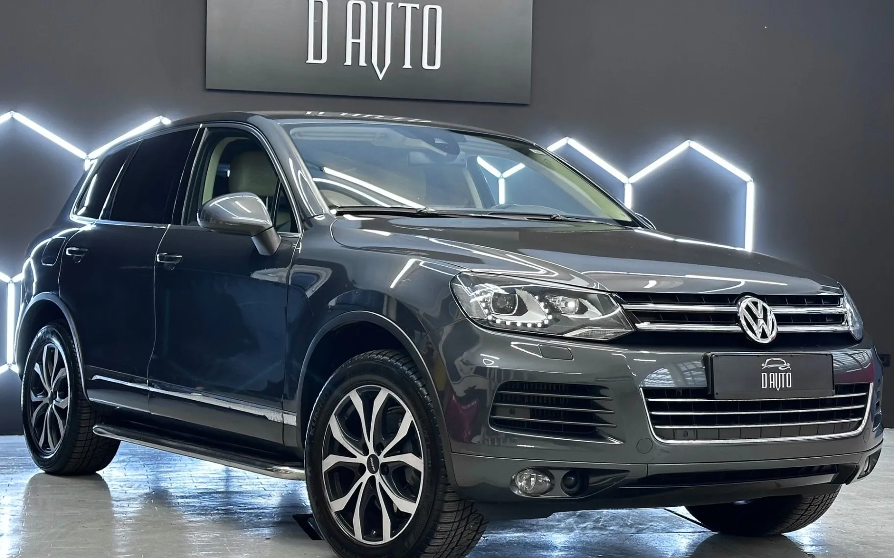 Zunanja slika - VW Touareg - 3.0 V6 TDI Tiptronic - ZRAČNO-XENON-NAVI-MEMORY… - 3