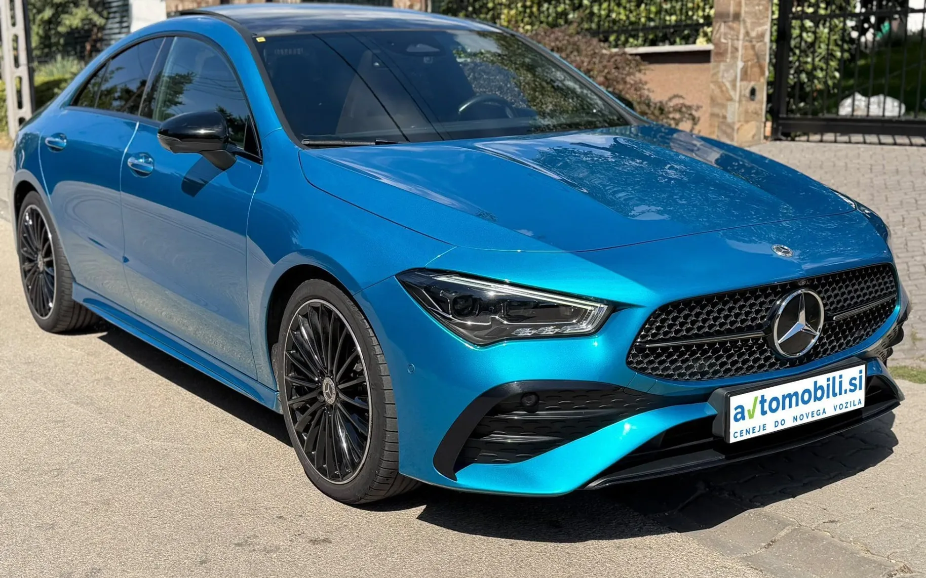 Zunanja slika - Mercedes-Benz CLA-Razred - 180d |AMG|Pano|Facelift|360K|Memory|HUD|Burmester| - 2