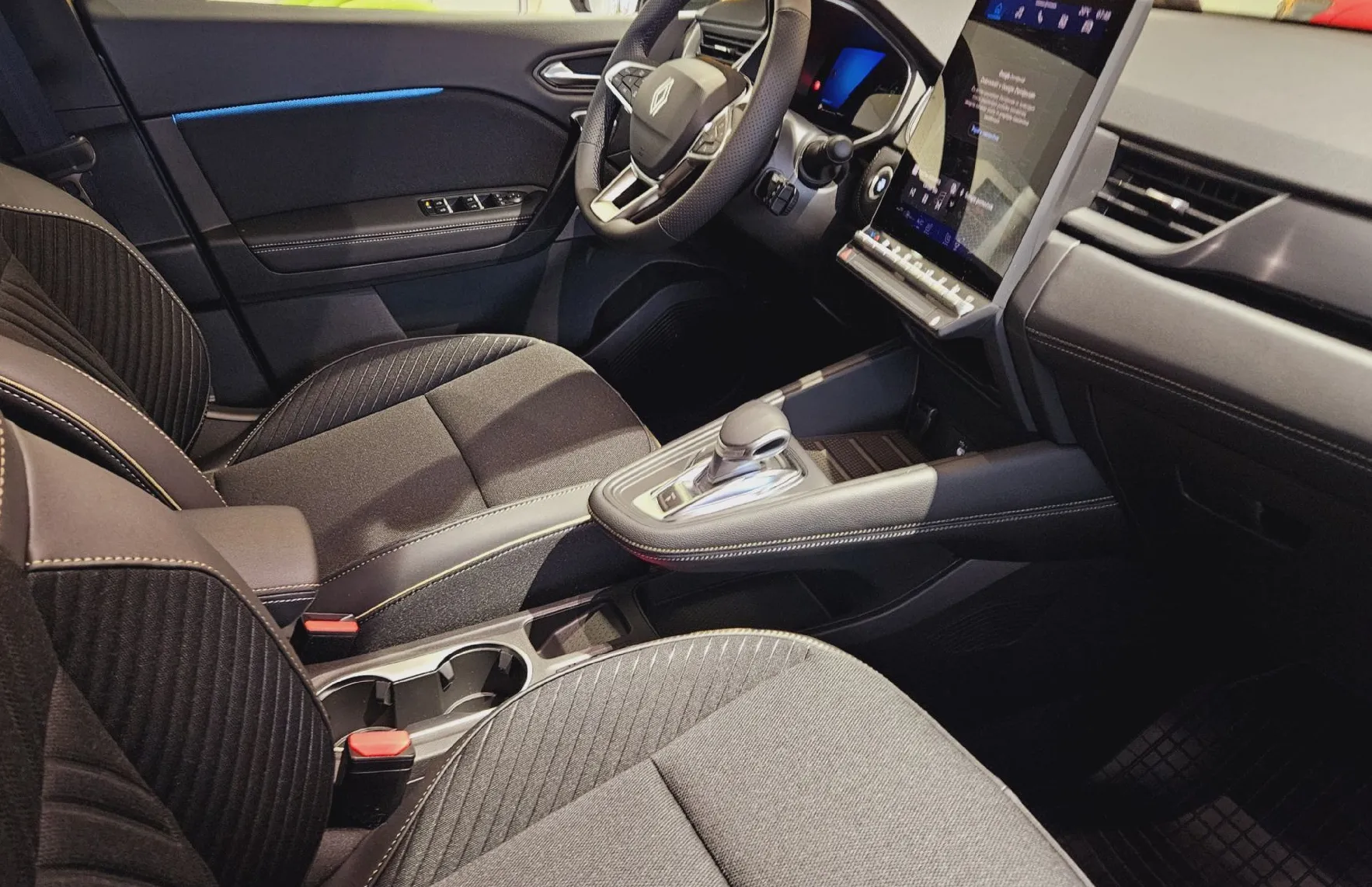 Zunanja slika - Renault Symbioz - E-Tech HYBRID 145 Iconic - 11