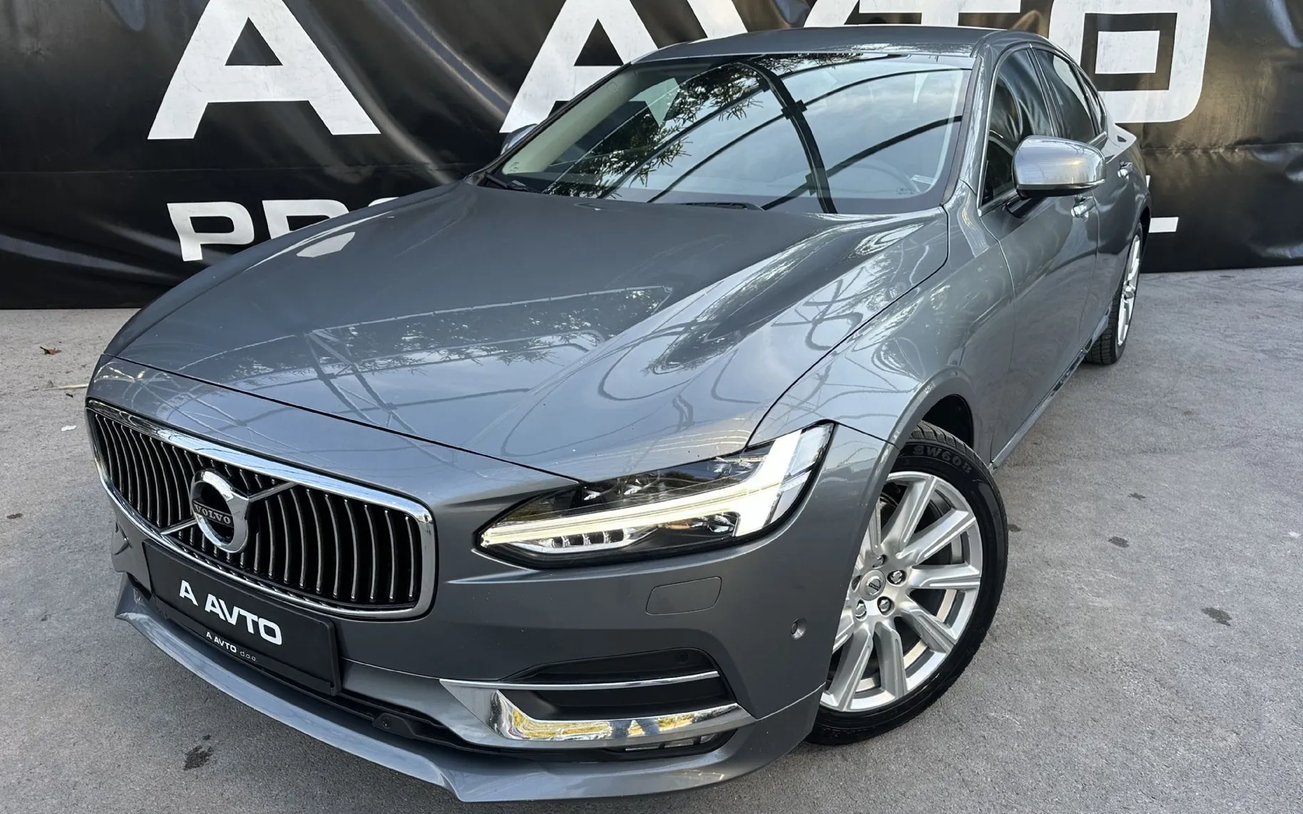 Zunanja slika - Volvo S90 - D4 AUT Inscription-FULL LED-KEYLESS-18COL-ACC-NAVI - 1
