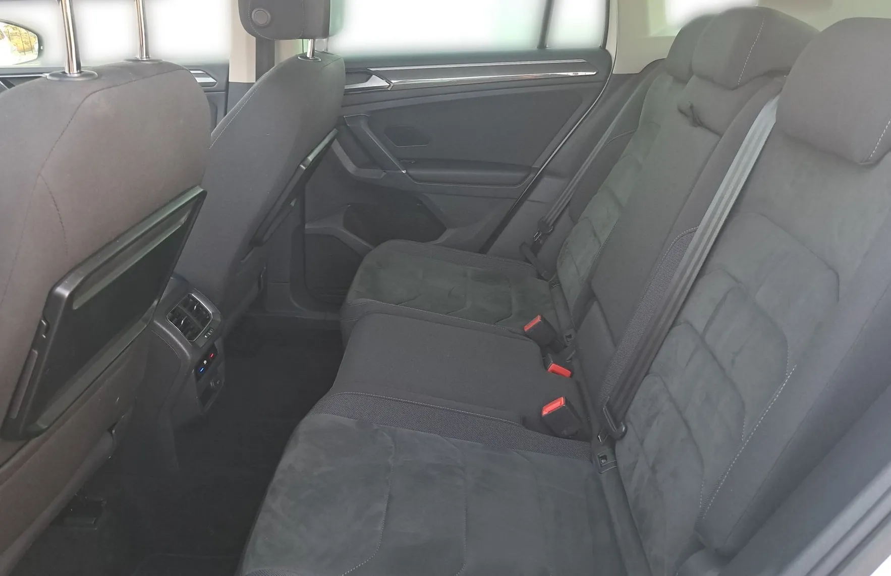 Zunanja slika - VW Tiguan - 2.0 TDI SCR 4MOT. DSG Highline - 10