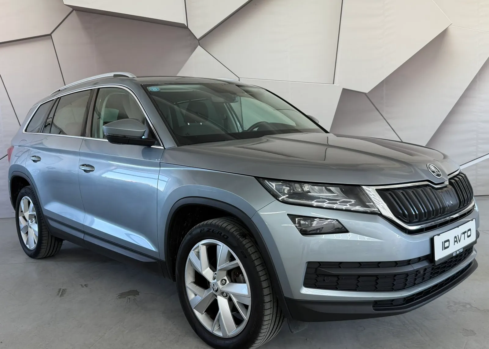 Zunanja slika - Škoda Kodiaq - 4x4 2,0 TDI Style - 1
