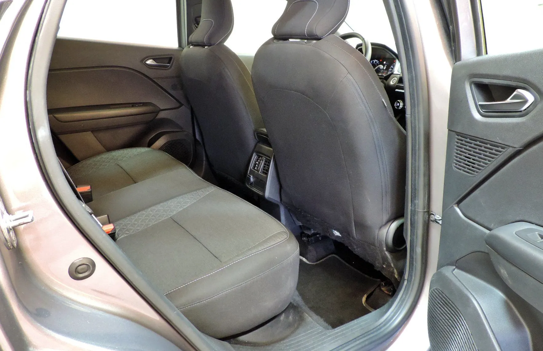 Zunanja slika - Renault Captur - TCe 90 NAVI-KAMERA - 12