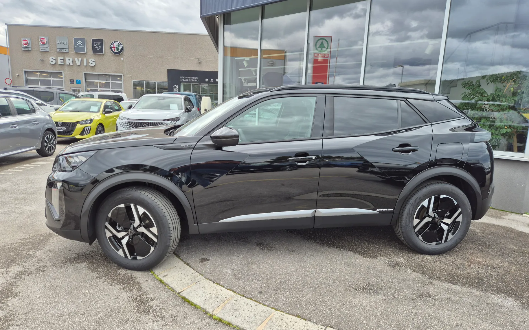 Zunanja slika - Peugeot 2008 - GT HIBRID 145 - 12