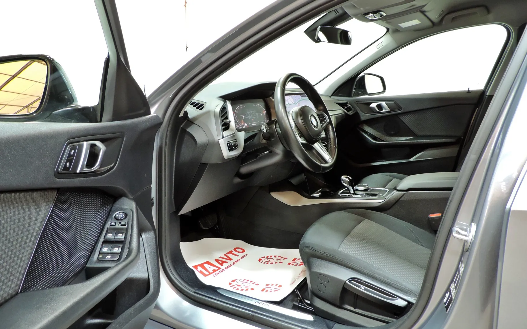 Zunanja slika - BMW Serija 1 - 116d Avt. KAMERA-LED-COCKPIT... - 9