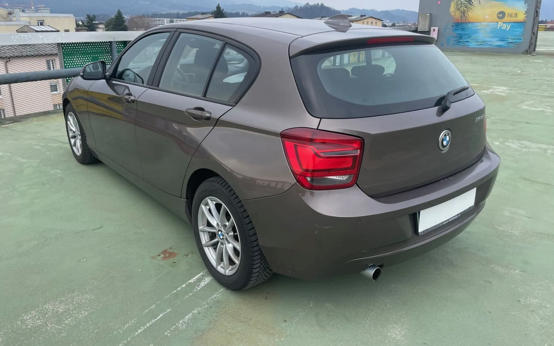 Zunanja slika - BMW Serija 1 - : 116 d XSENON.NAVI.PDC ZADAJ.OGREVANI SEDEŽI - 4