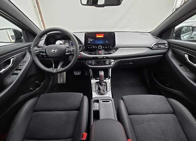 Zunanja slika - Hyundai i30 - 1.6 T-GDI DCT Impression N Line -1.000€ GOTOVINA - 9