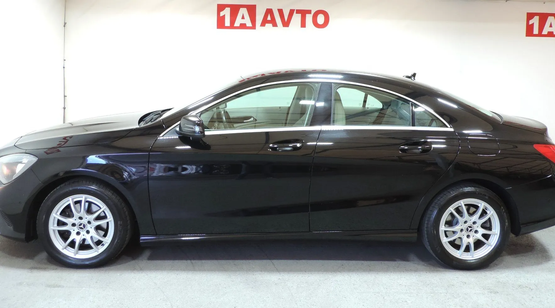 Zunanja slika - Mercedes-Benz CLA-Razred - 180 - 8