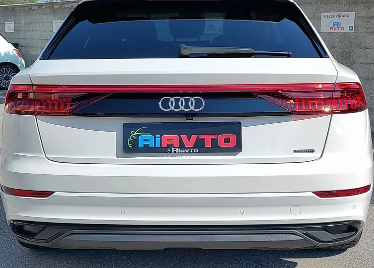 Zunanja slika - Audi Q8 - 50TDI-286KM-Q-ZRAČNO-360-KAM-HLA-SED-MATRIX-ACC-22 - 7