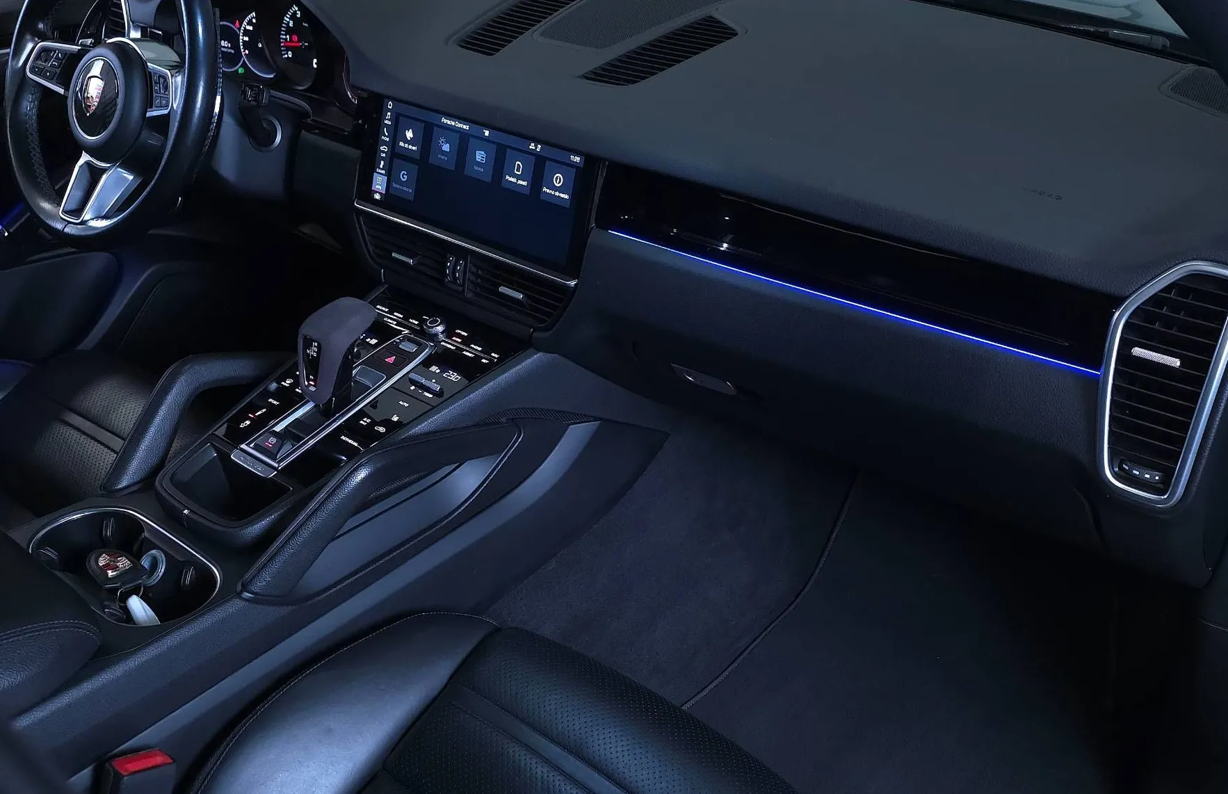 Zunanja slika - Porsche Cayenne - 3.0 - VELIK SERVIS - PANO - KAMERA - BOSE - MEMO - 12