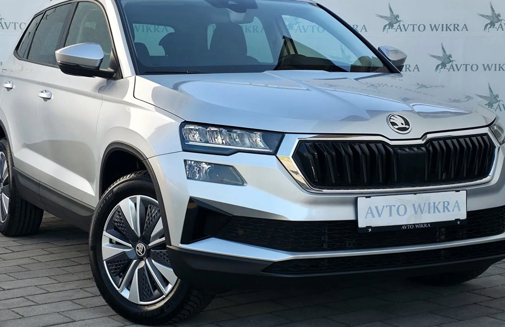 Zunanja slika - Škoda Karoq - 1.5TSI Selection DSG•ACC•KAMERA•LANE•KEYLESS•17C - 1