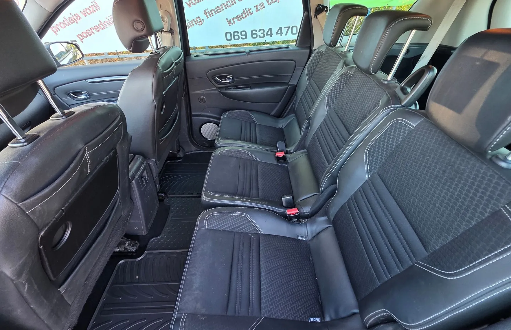 Zunanja slika - Renault Scénic - Grand Scenic dCi 130 BOSE 7 SEDEŽEV-NAVI-KAMERA-ALU PLATIŠČA - 13